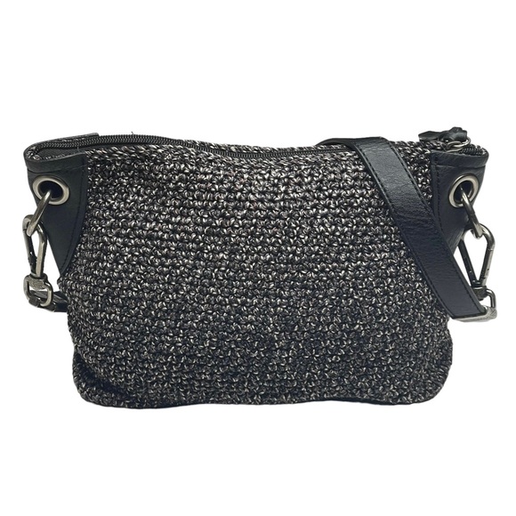 new The Sak ᯾ Indio Small Crochet Tote Handbag Bag ᯾ Urban Static Charcoal Knit - Picture 6 of 16